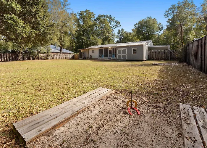 Escape On The River Private Dock Kayaks Gazebo Holiday home Gulf Shores