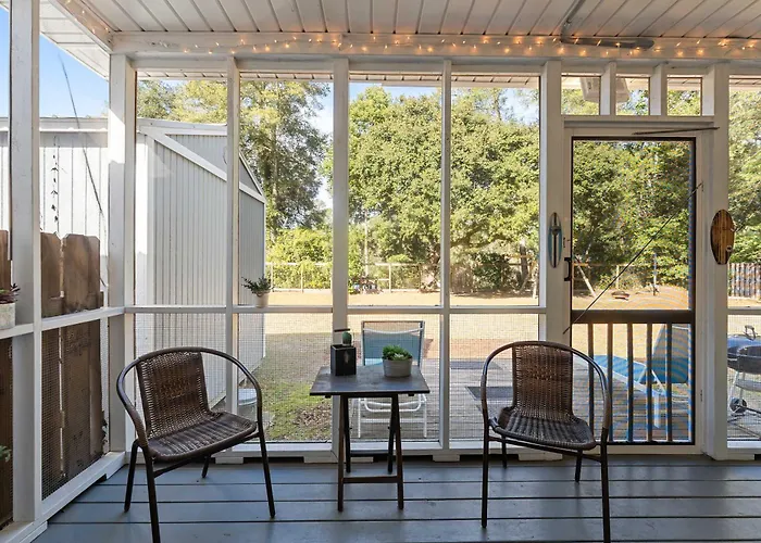 Escape On The River Private Dock Kayaks Gazebo Holiday home